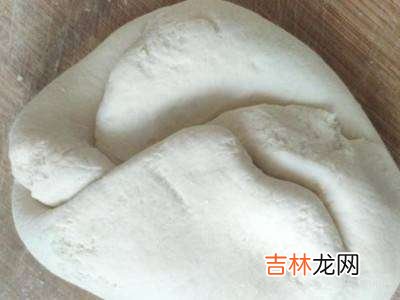 用酵母怎么发面又松又软?