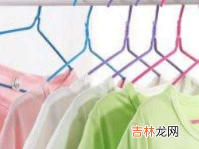 西瓜水弄衣服上怎么洗干净?