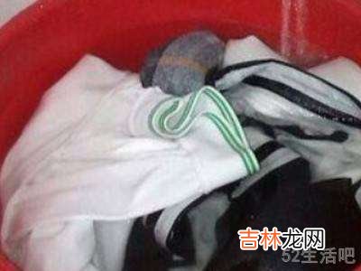 西瓜水弄衣服上怎么洗干净?