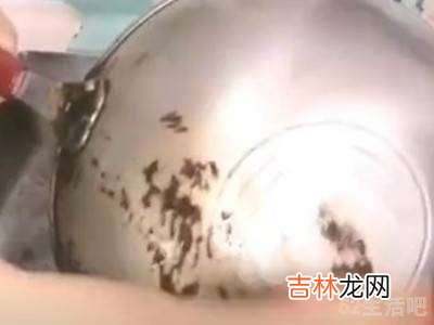 康宁锅底部烧黑怎么清洗?