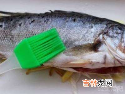 多功能锅怎么蒸鱼?