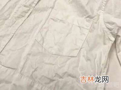 白衣服上黑色浮毛怎么去除?