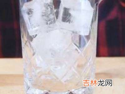 干马天尼鸡尾酒配方?