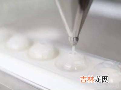 荔枝果冻用白凉粉怎么做?