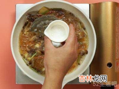 冻梭子蟹怎么蒸才不空?