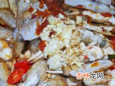 蛏子的清洗方法和做法?