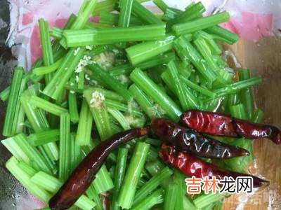 拌芹菜怎么拌?