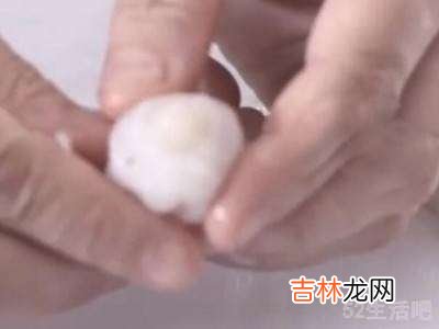 小墨鱼怎么处理干净?