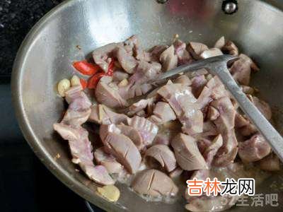 腰子怎么炒才好吃?
