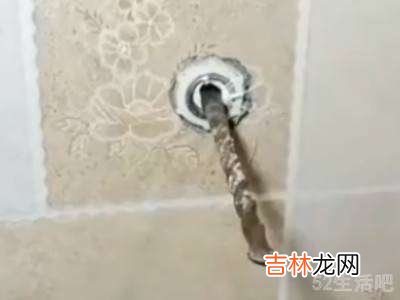 水管内丝断了怎么取出来?