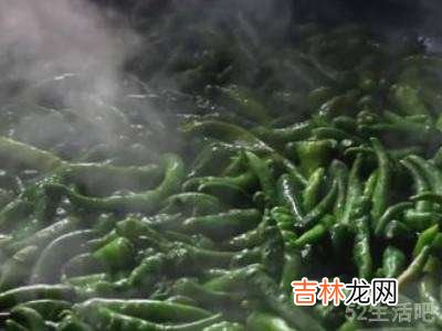 青辣椒怎么晒成白辣椒?
