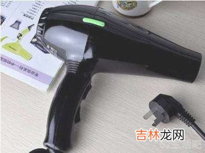 衣服上的字母胶怎么快速去除?