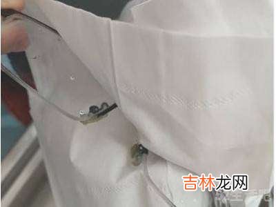 眼镜绿锈怎么清理?