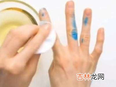手上染上色素怎样才能去掉?