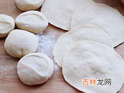 粉面子蒸饺的面怎么和?