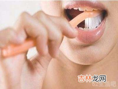 正确刷牙齿的方法?