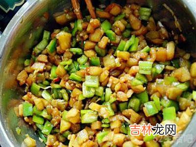 茄子青椒包子馅怎么调?