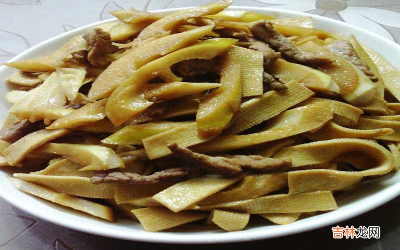 瘦肉丝雷笋炒千张
