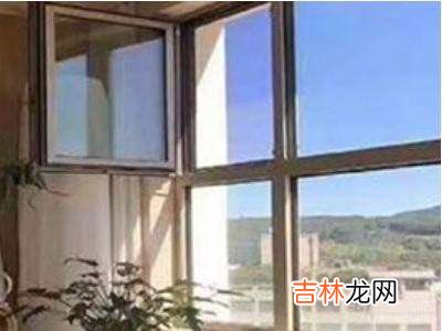 屋里进蝙蝠怎么驱赶?