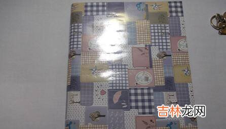 包书纸怎么包书