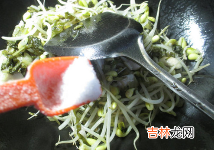 黄豆芽和平菇怎么炒好吃