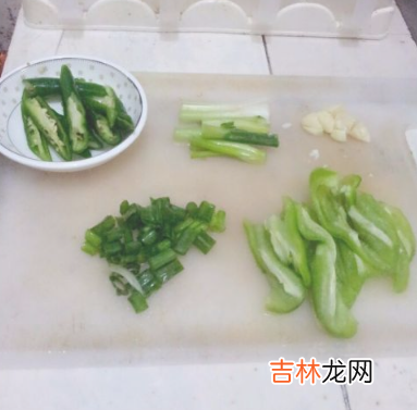 胡萝卜炒腊肉怎么做好吃