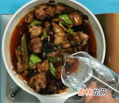 炒鸡肉怎么做不老