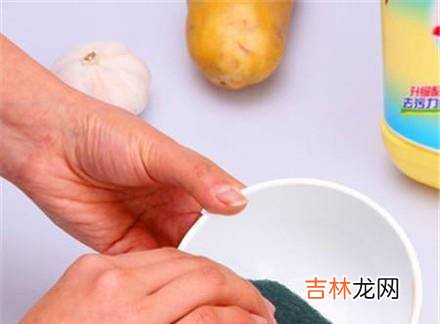 快速洗碗三步骤——家务轻松搞定?
