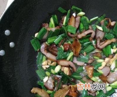 白椒炒腊肉怎么做