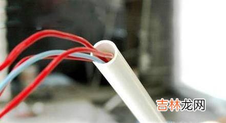 如何接家里的灯线?
