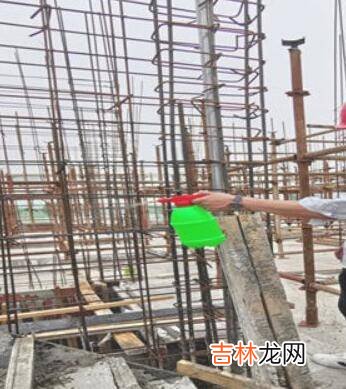 严重铁锈用什么去除