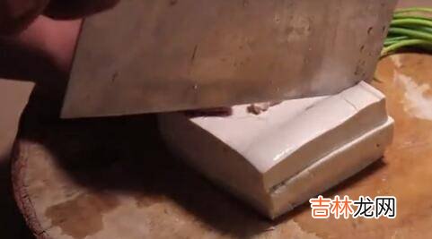 鱼头豆腐汤怎么做又浓又白