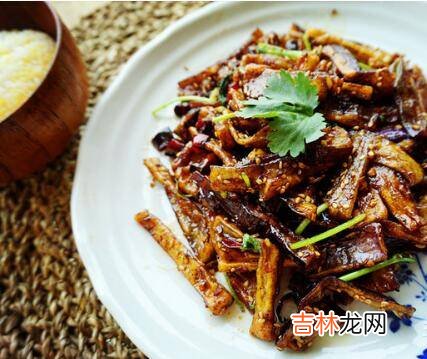 烧茄子怎样做才能外焦里嫩