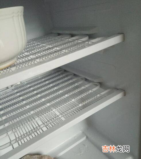 冰箱霜太厚了怎么快速除霜冻