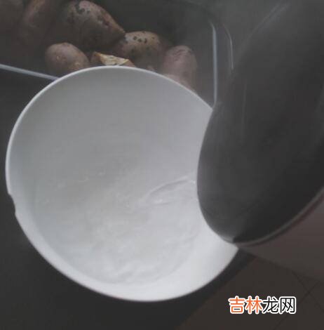 冰箱霜太厚了怎么快速除霜冻