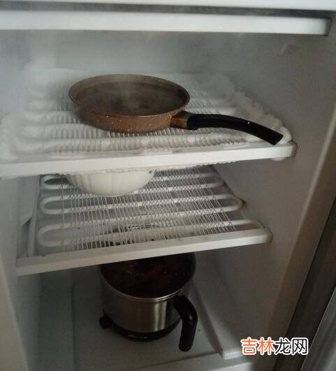 冰箱霜太厚了怎么快速除霜冻