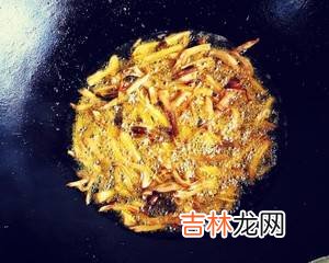 鸡纵油炸成什么样子合适