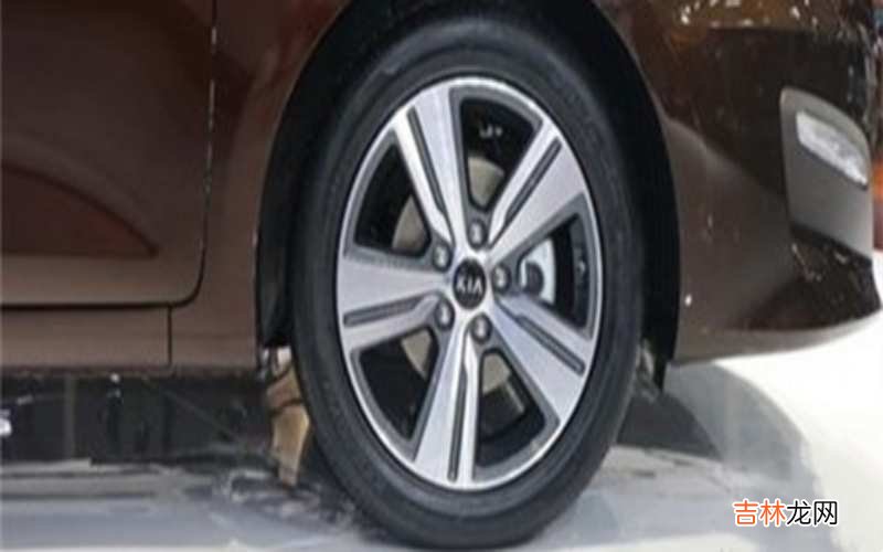 起亚汽车轮胎多久更换?