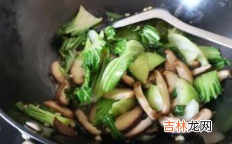 青菜香菇怎么炒