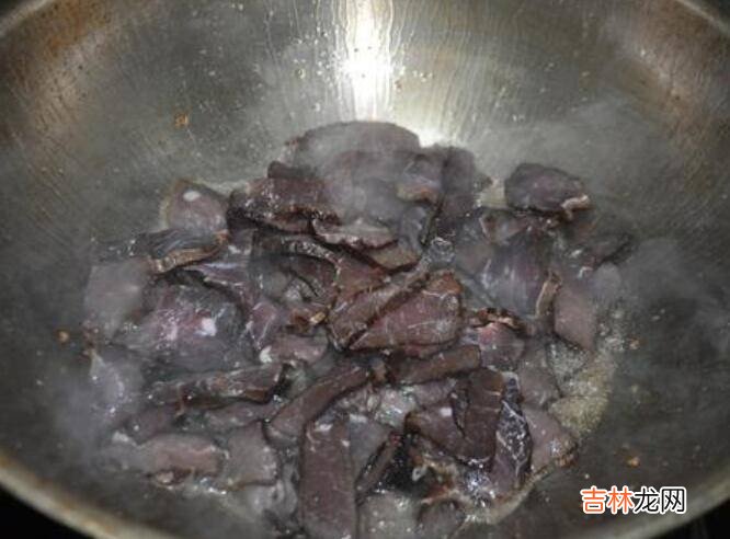 腊牛肉干怎么炒好吃