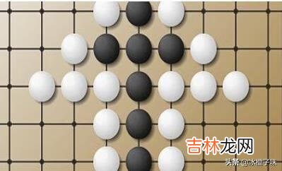 怎么玩跳棋（二人跳棋的下法图解)