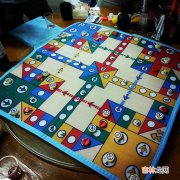 国际飞行棋怎么玩（国际飞行棋十字棋规则玩法)