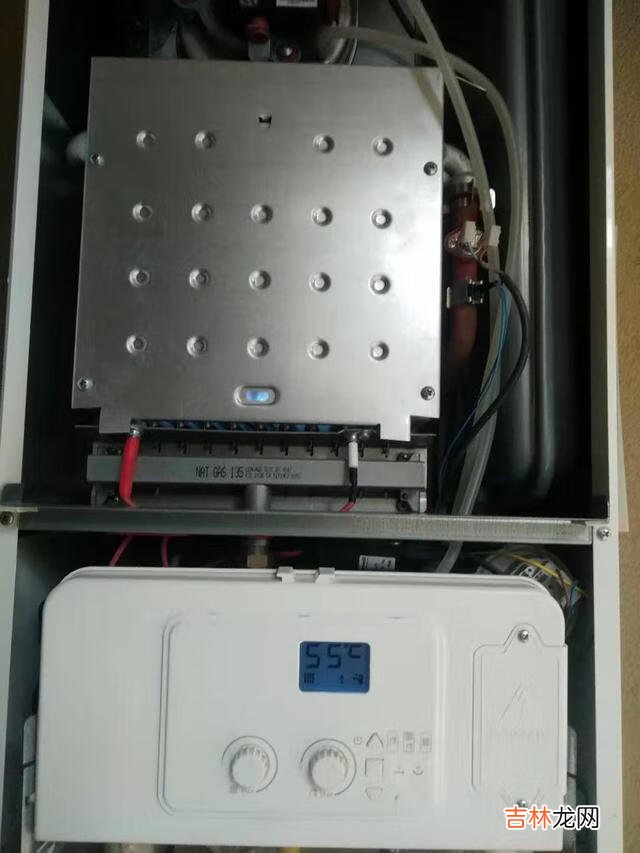 壁挂炉怎么正确使用（壁挂炉怎么烧洗澡水)