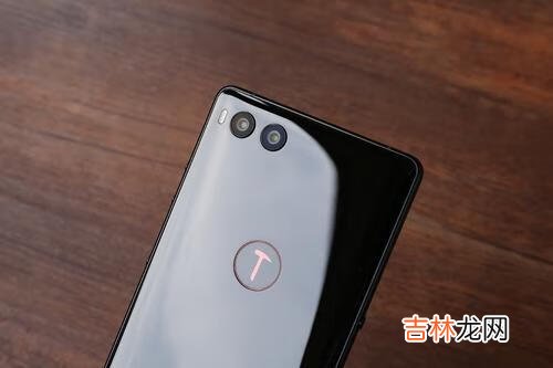 不吹不黑，锤子手机真的好用吗为什么（现在的锤子手机怎么样)