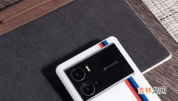 iPhone13和iQOO9Pro有哪些区别-对比评测