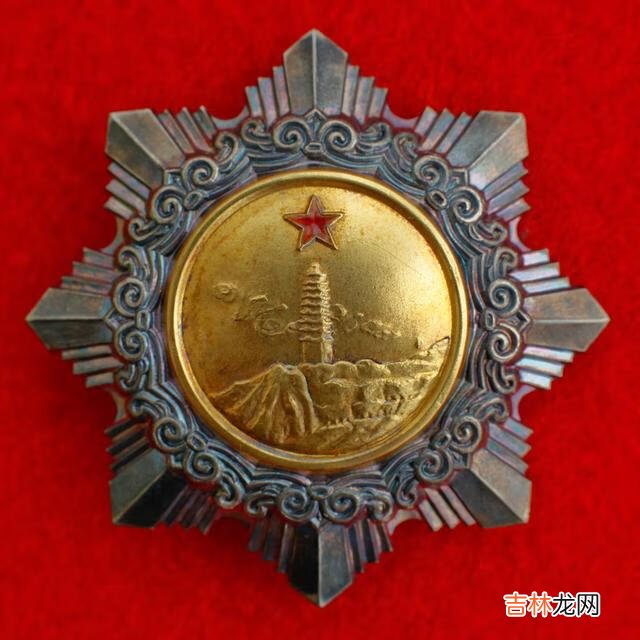 dnf独立勋章怎么获得（dnf怎么获得全部徽章)