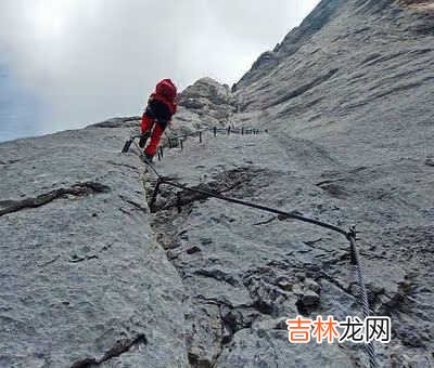 英雄荻花宫前山的柱子怎么开 荻花前山攻略