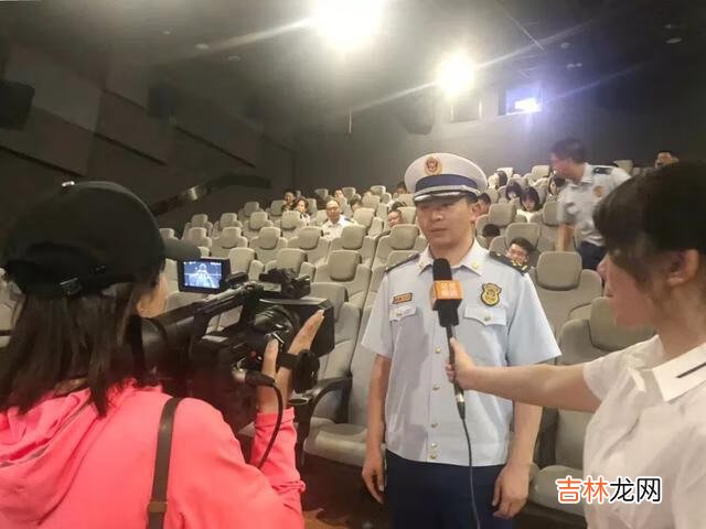 我的世界怎么开平地模式（mc创造模式怎么去末地)