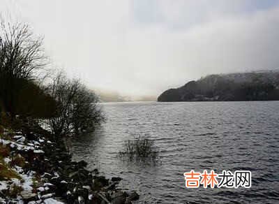 小米手机频繁的自动关机又自动开机是什么原因 小米手机频繁自动关机