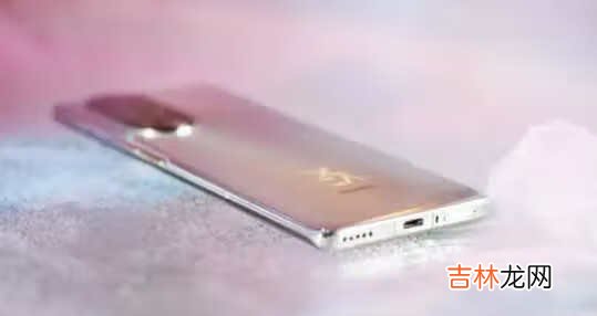 小米11和华为nova8pro哪个拍照好_小米11和华为nova8pro拍照对比